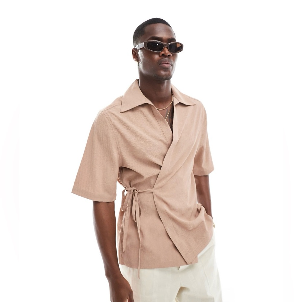 ASOS Design Men’s Short Sleeve Relaxed Wrap Around Shirt
